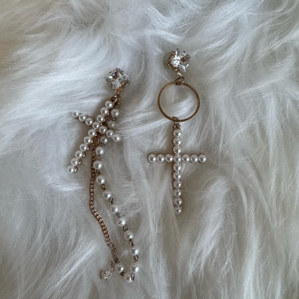 Elegant Pearl Cross Earrings